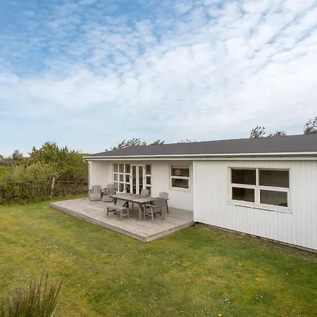 Vilja - 150m From The Sea By Interhome *